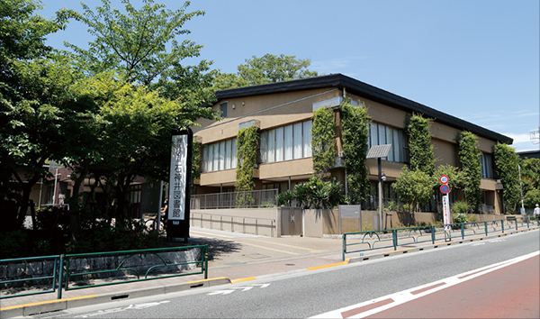 石神井図書館